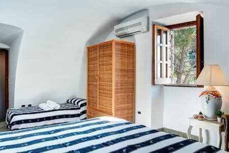 La Cabane Bleau The Perfect Beachfront Apartment Marina del Cantone Εξωτερικό φωτογραφία
